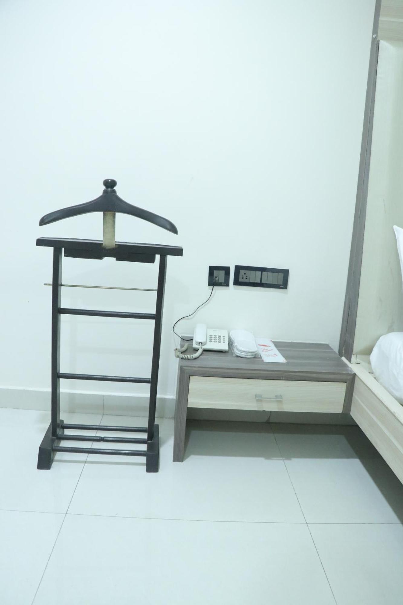 Pt Moolraj Residency Hotel Una  Buitenkant foto