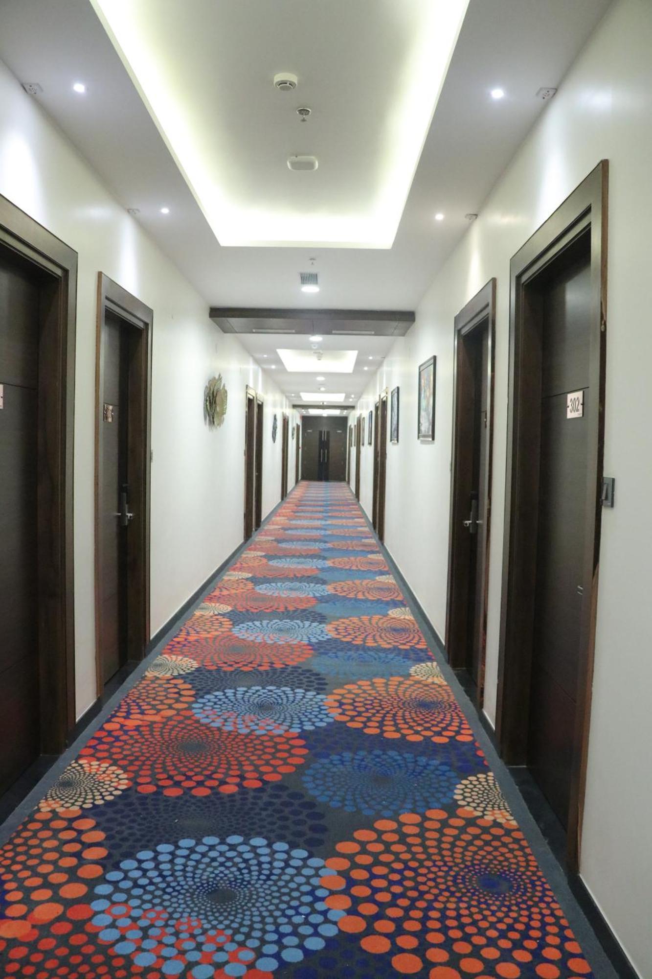 Pt Moolraj Residency Hotel Una  Buitenkant foto