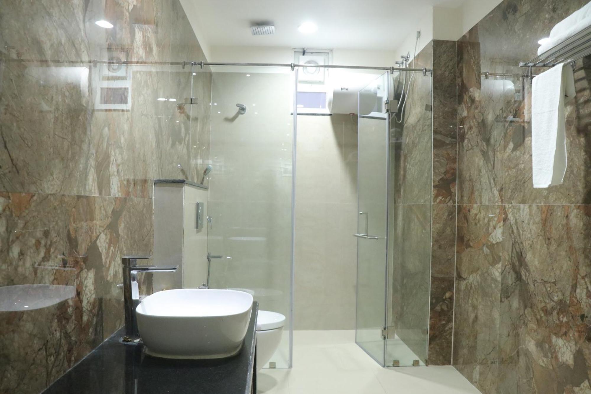 Pt Moolraj Residency Hotel Una  Buitenkant foto