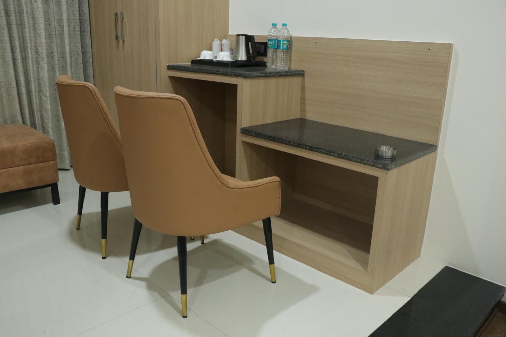 Pt Moolraj Residency Hotel Una  Buitenkant foto
