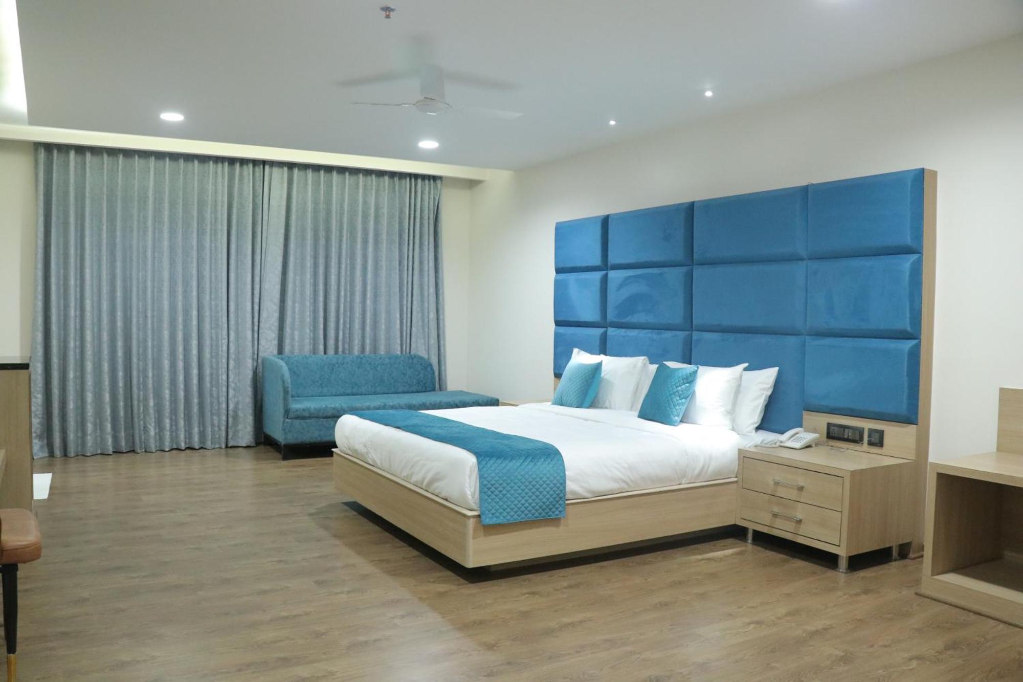 Pt Moolraj Residency Hotel Una  Buitenkant foto