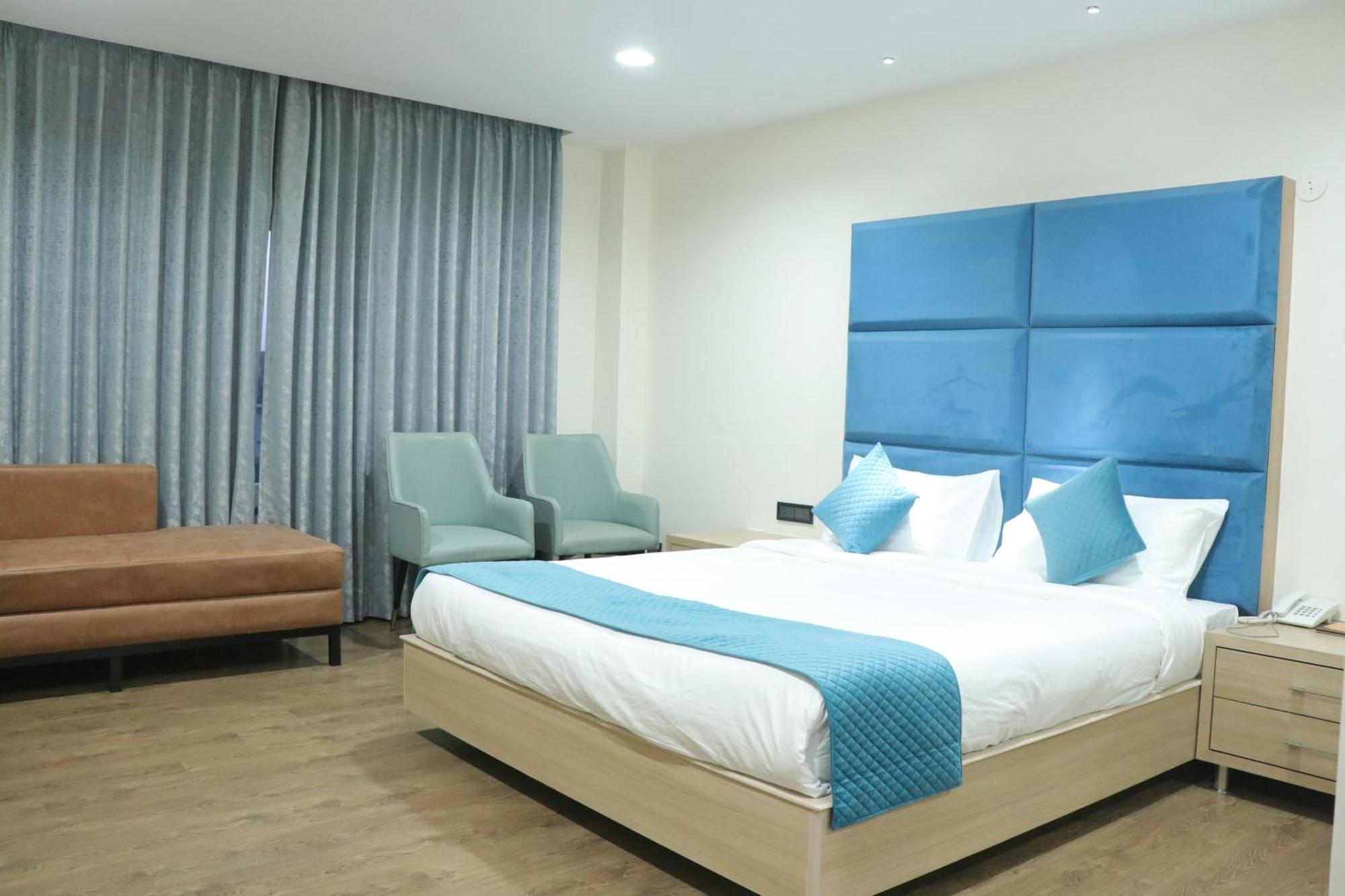 Pt Moolraj Residency Hotel Una  Buitenkant foto